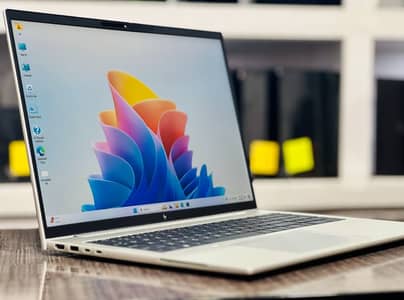 Hp Elitebook 860 G11 | Ultra 7 155H | 16 GB DDR5 | 1 TB SSD | NPU