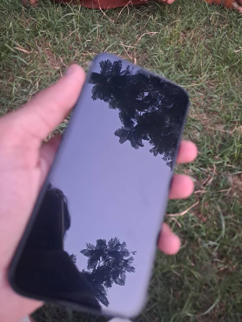 Apple iPhone 14 2