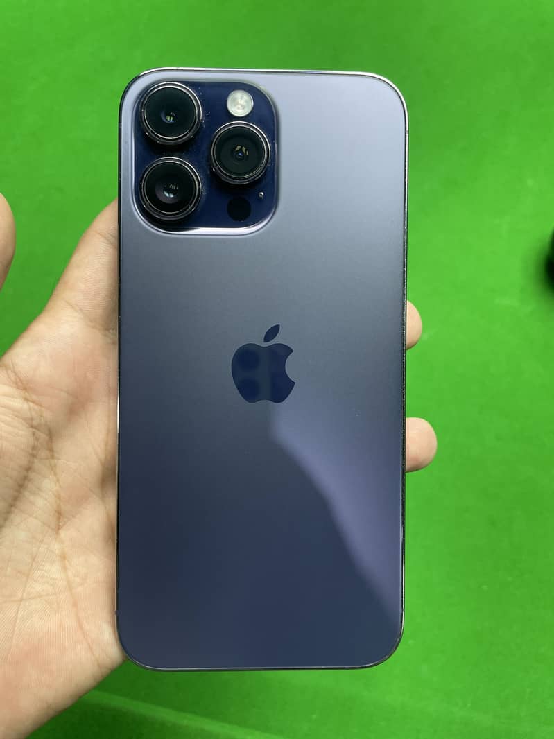 Apple iPhone 14 Pro Max 0