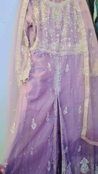 maxy 1 time use good condition medium size all event use