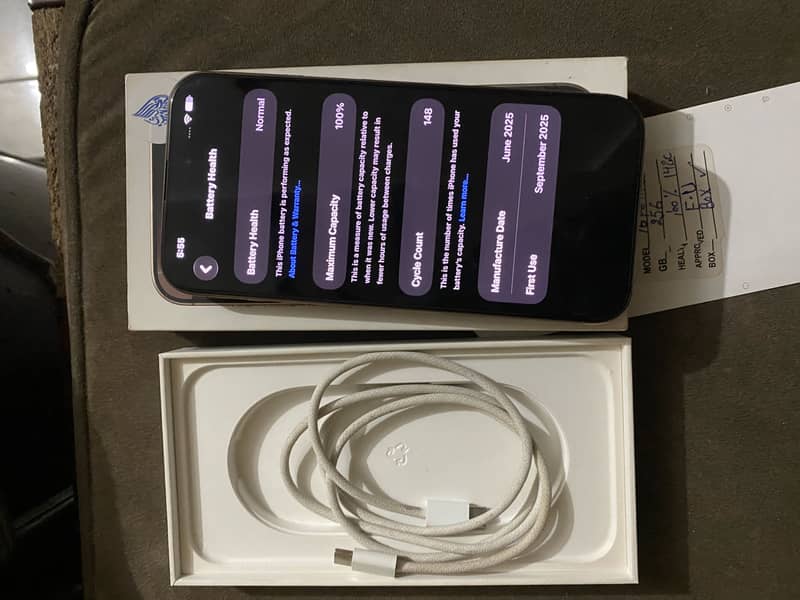 Apple iPhone 16 Pro Max 6