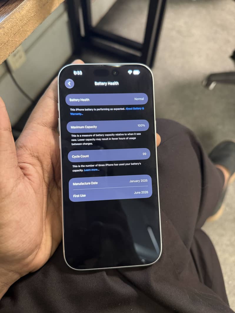 Apple iPhone 17 Pro Max 5