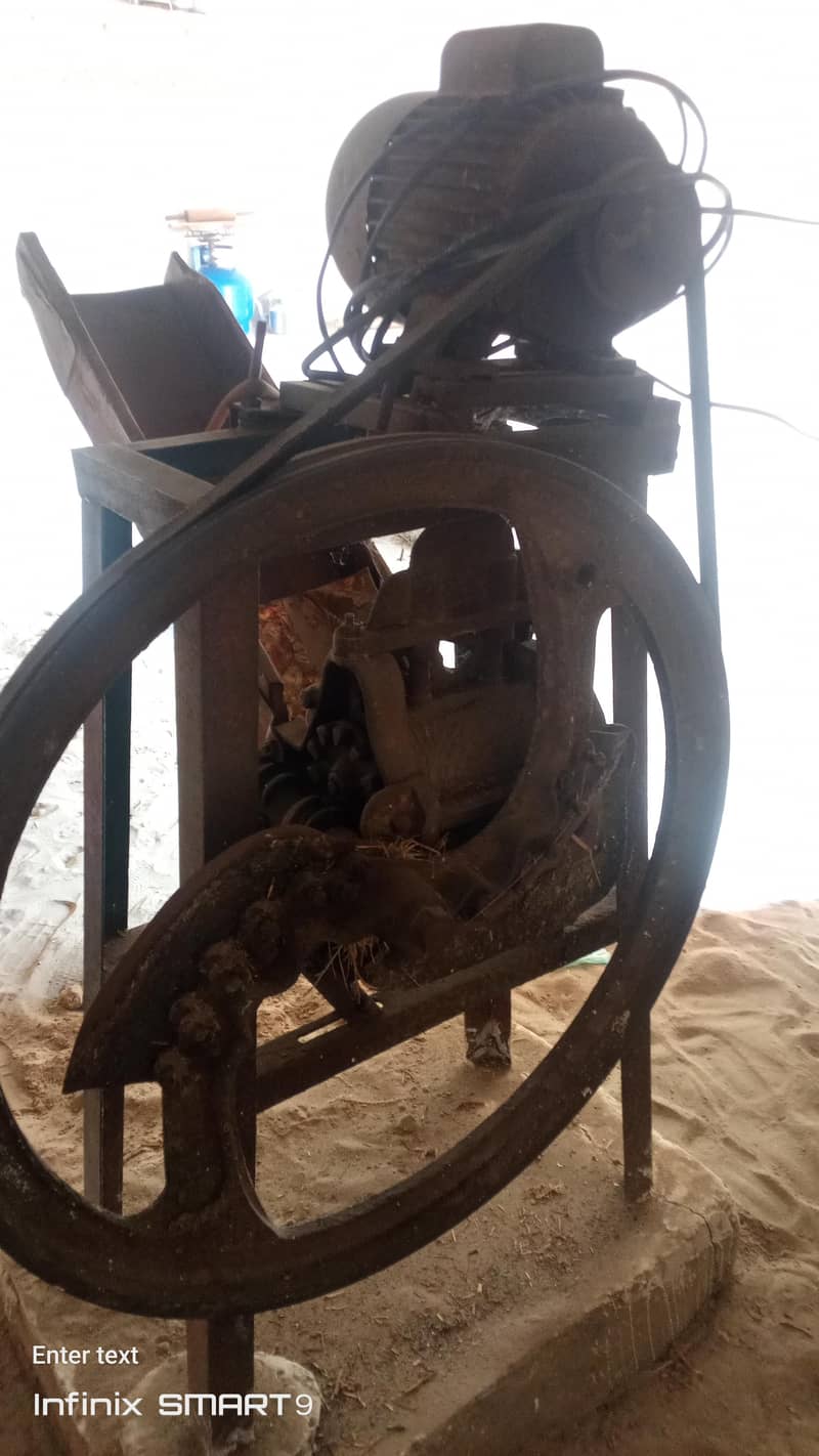 Toka machine 2002 model with 3hp motor -chakwal 2
