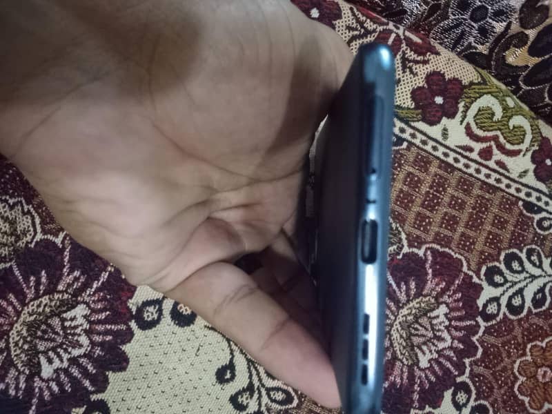 Tecno Spark 40 pro plus 3
