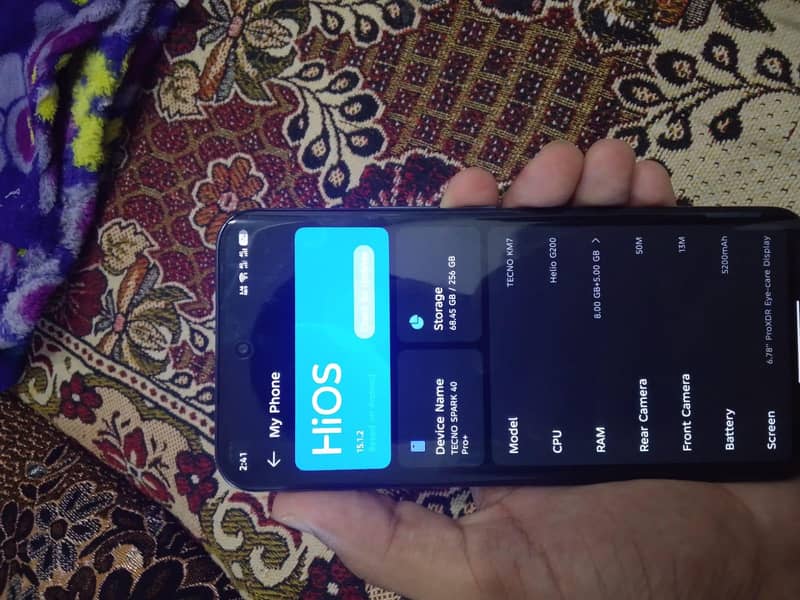 Tecno Spark 40 pro plus 4