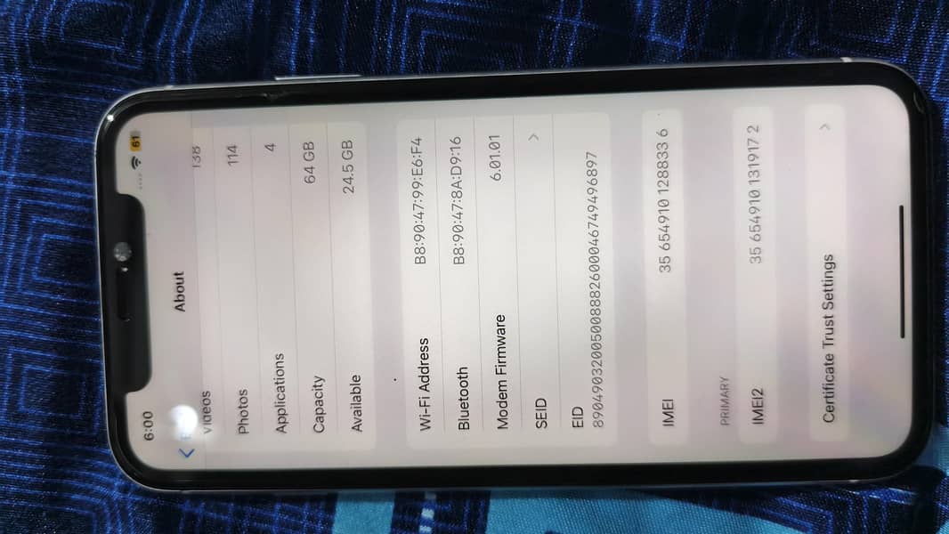 Apple iPhone 11 4