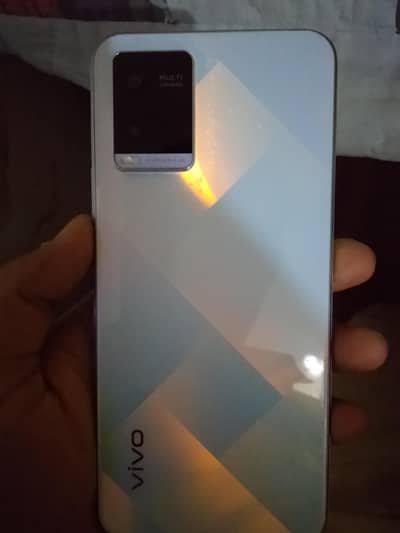 Vivo Y21
