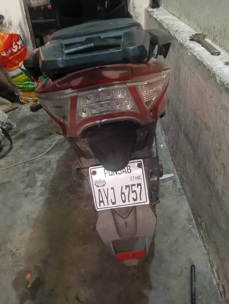 super star e scooty 5