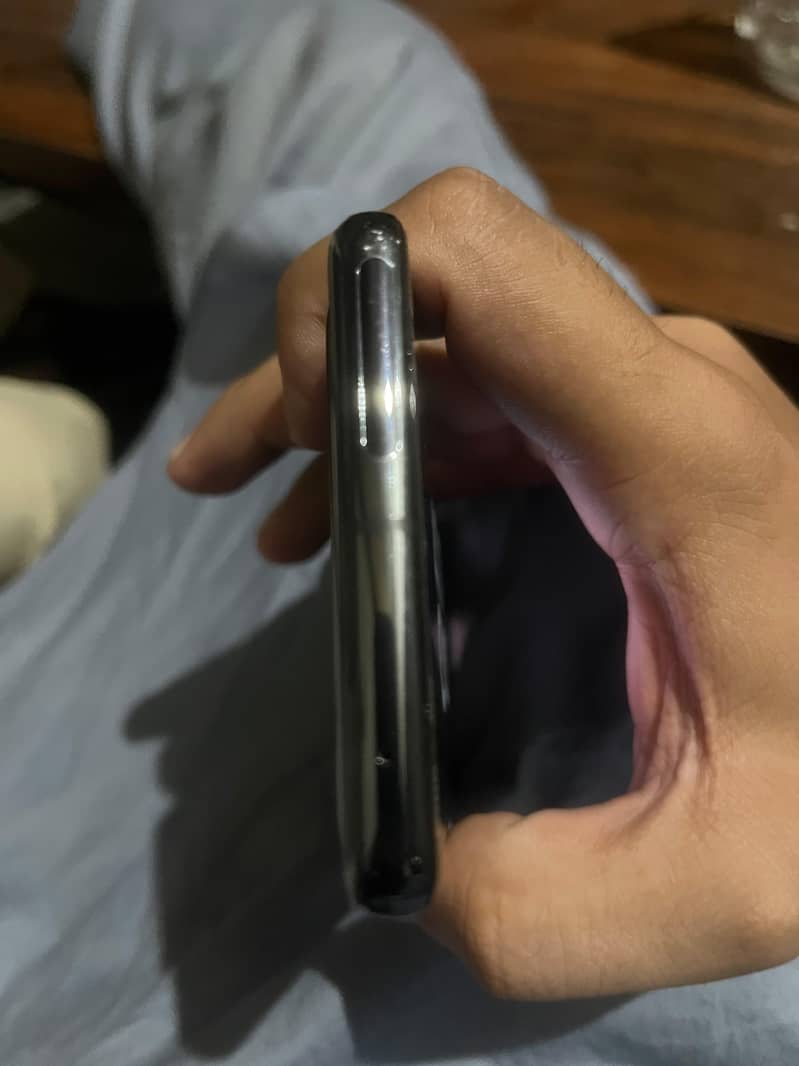 Google Pixel 7 Pro 4