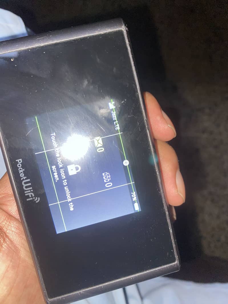 Pocket WiFi 0