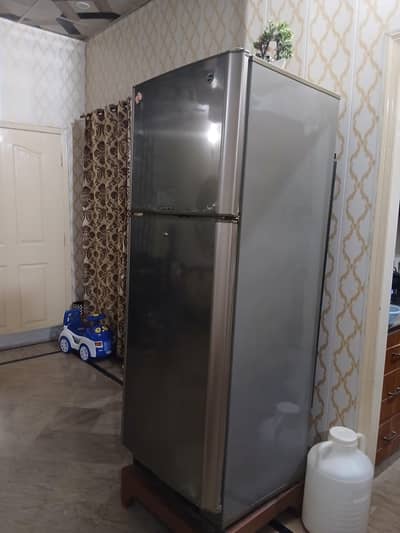 PEL Refrigerator Non-Inverter /Steel Door/8/10 Condition/100% Working