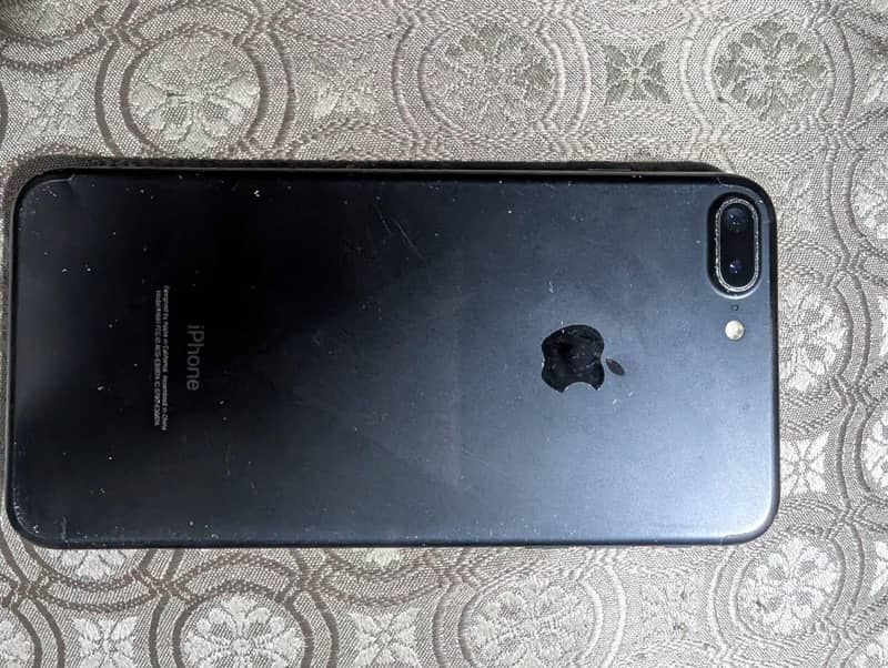 Apple iPhone 7 Plus 0