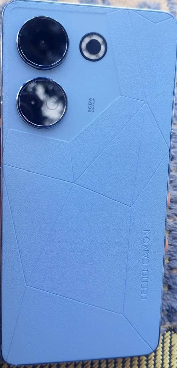 Tecno CAMON 20 0