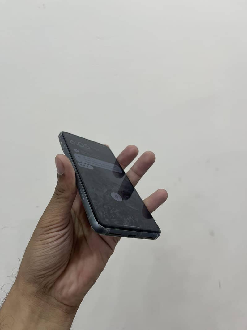 Google Pixel 8 2