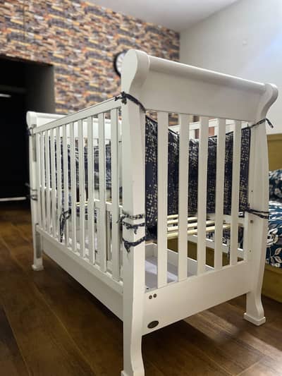 Baby cot