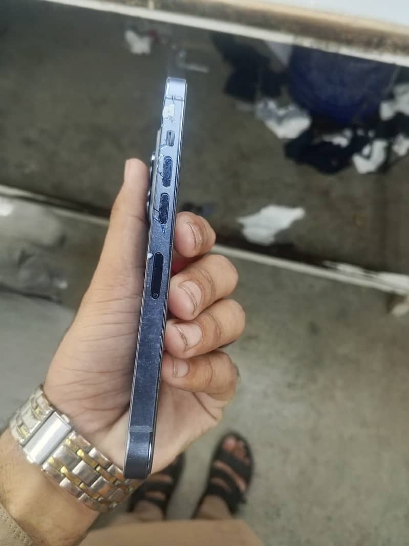 Apple iPhone 13 Pro 5