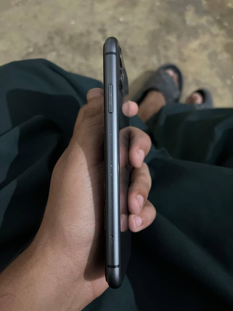 Apple iPhone 11 1