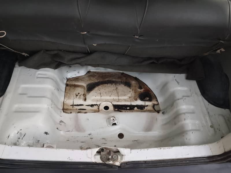 2016 model  genuine condition inside out side 5