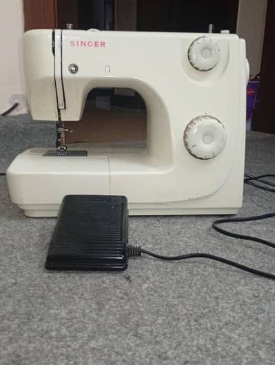 Singer Silai Machine – Used, Good Condition