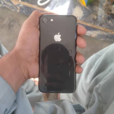 Apple iPhone 8