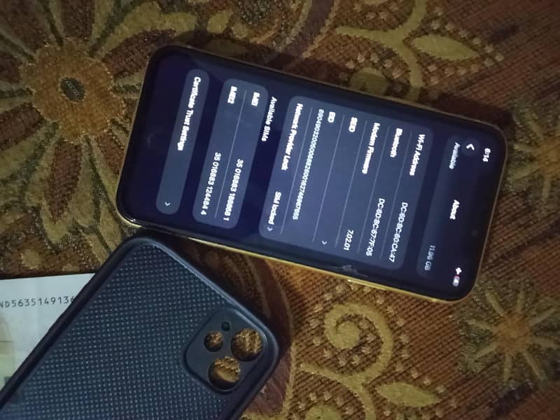 Apple iPhone 11 7