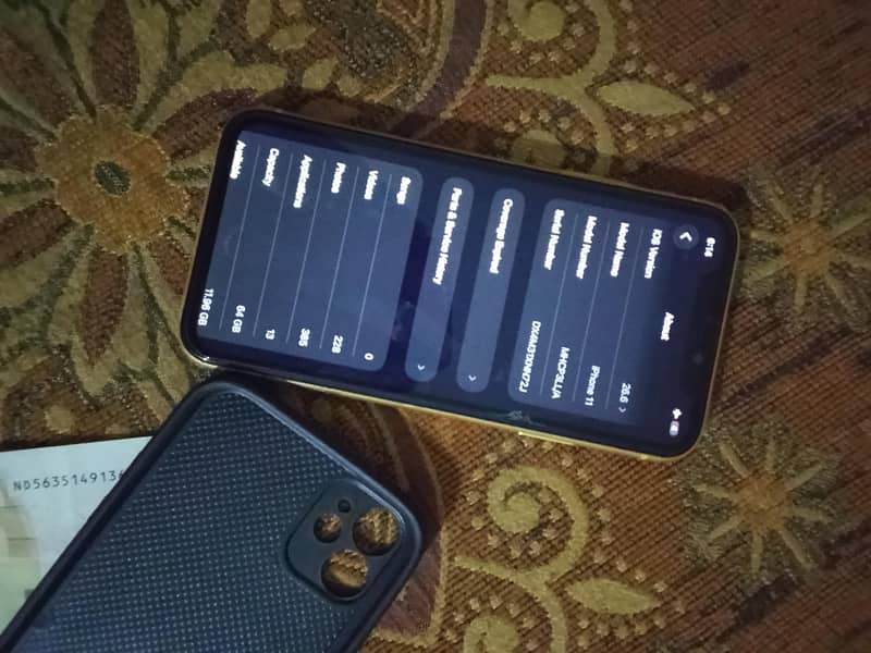 Apple iPhone 11 8
