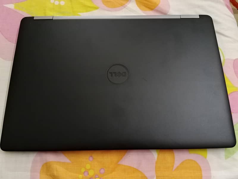 Dell Latitude E5570 0