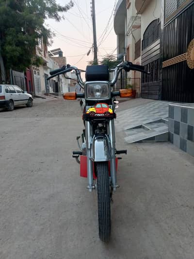Honda CD70 Black
