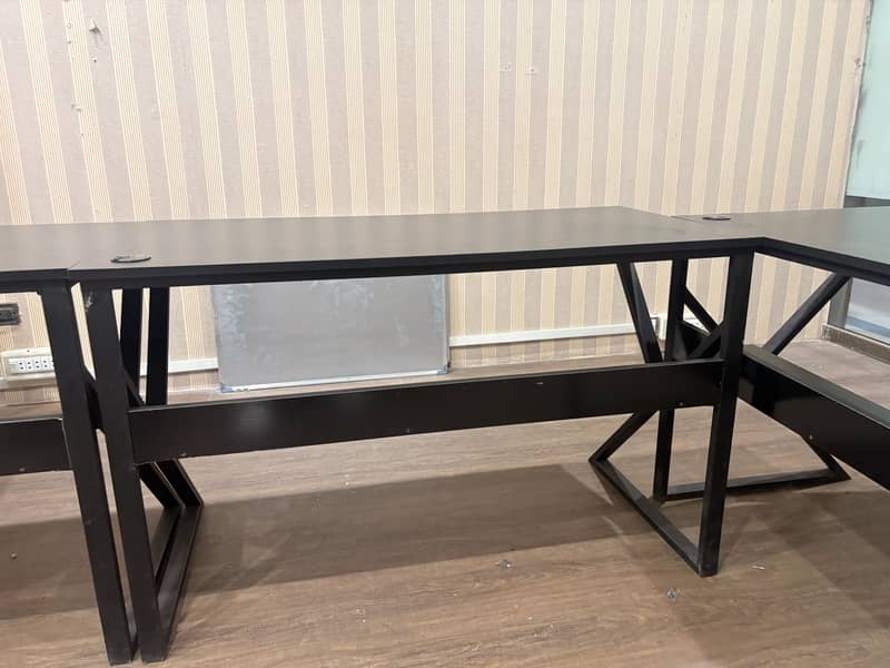 K-Shape Office Table 10/10 Condition 2