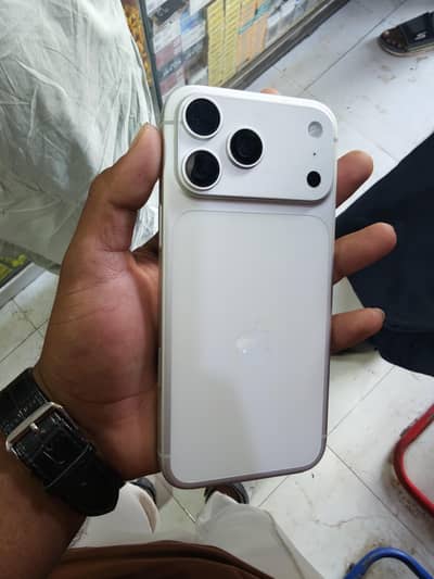 Apple iPhone 17 Pro Max approved