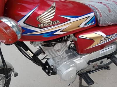 Honda 125 Hyderabad number 19 model