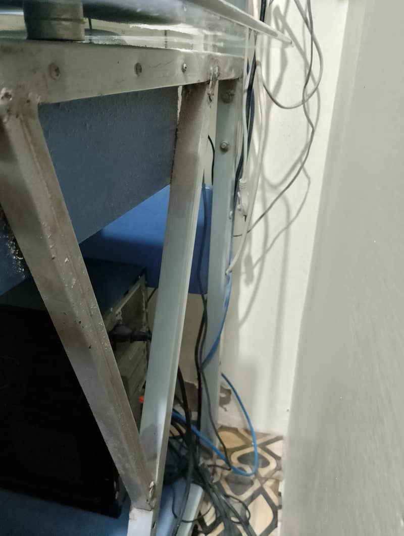 Table for computer 2