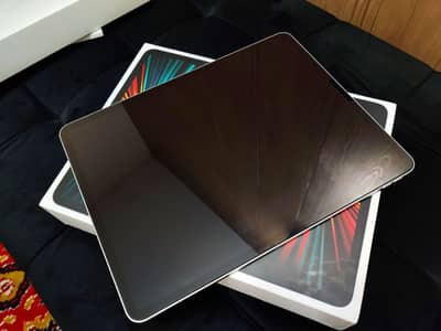 Apple iPad Pro Mobile All Accessories Complete 10/10 Condition