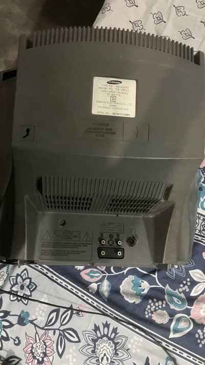 Samsung TV 20Inch