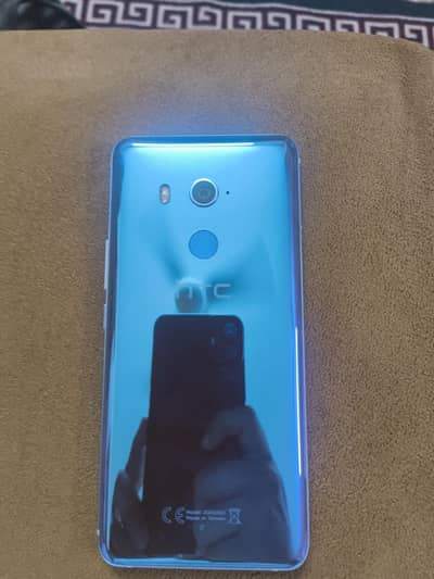 HTC U12 Plus