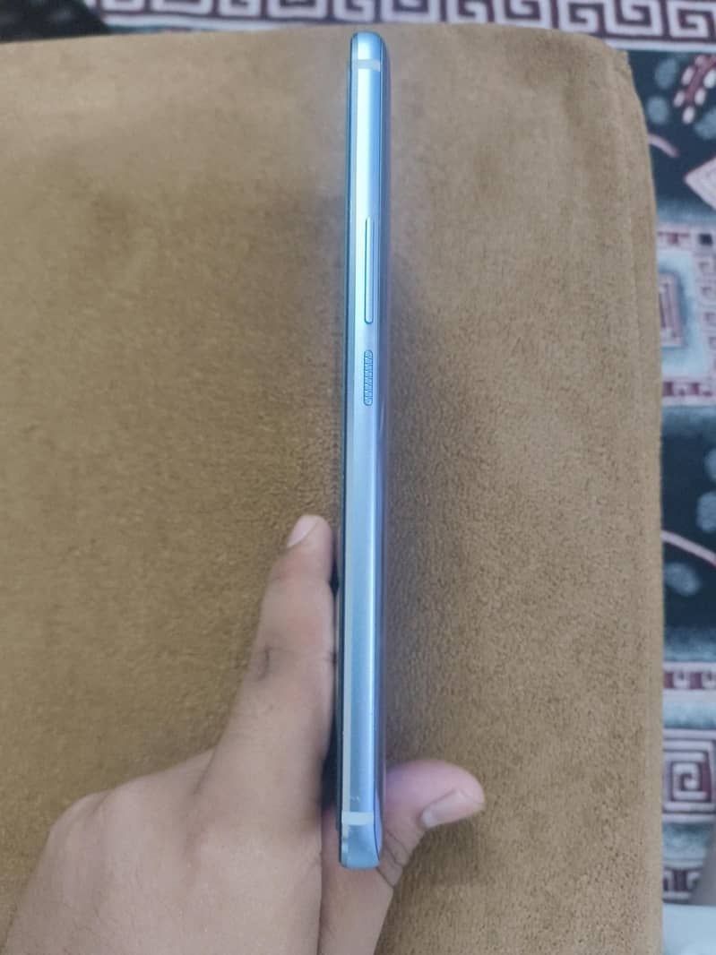 HTC U12 Plus 1