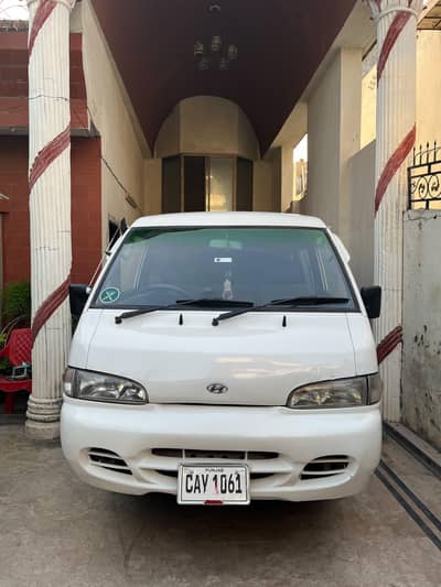 Hyundai Grace 2004