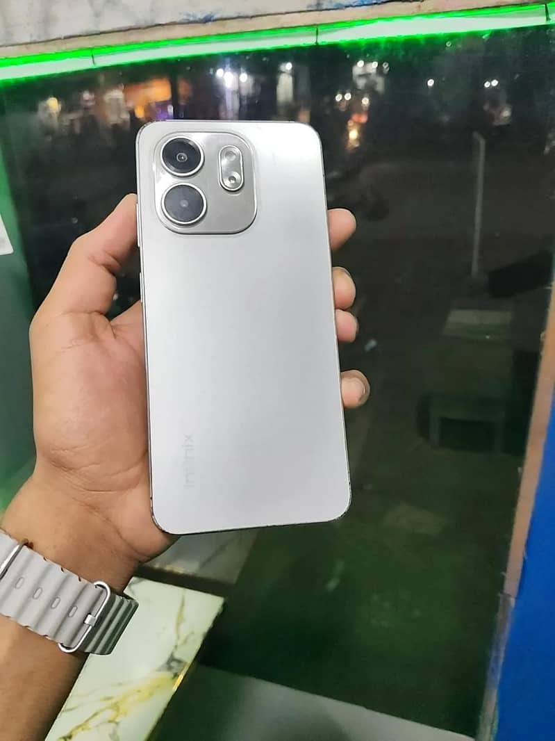 Infinix Smart 9 2