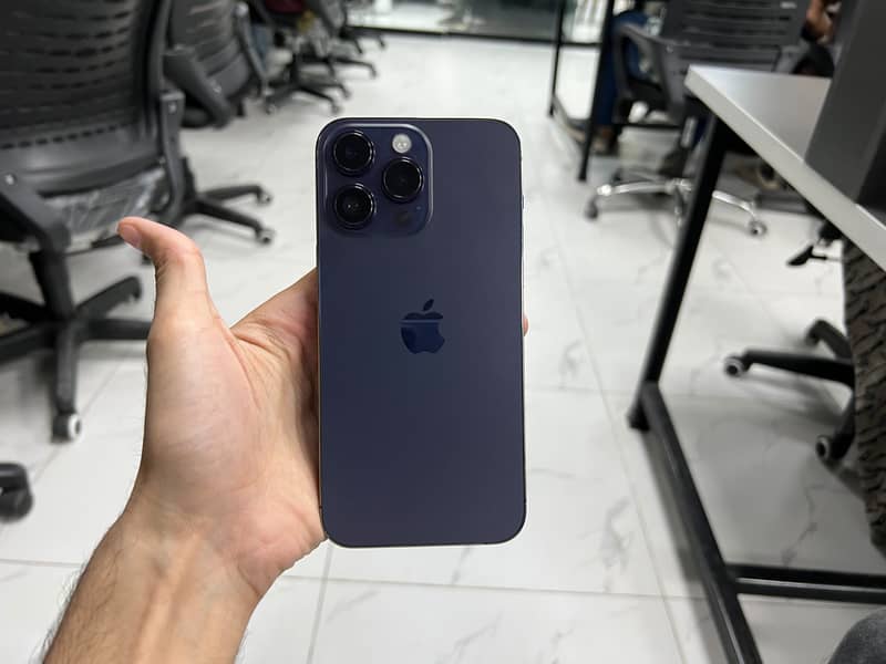 Apple iPhone 14 Pro Max 2