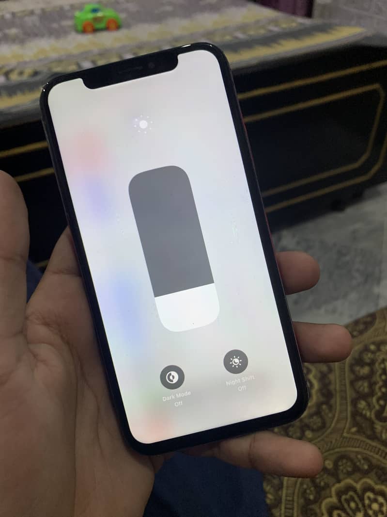 Apple iPhone X 3