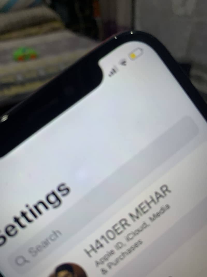 Apple iPhone X 4