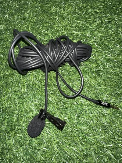 Professional Clip-On Lavalier Mic | 3.5mm Jack | Clear Voice Recording