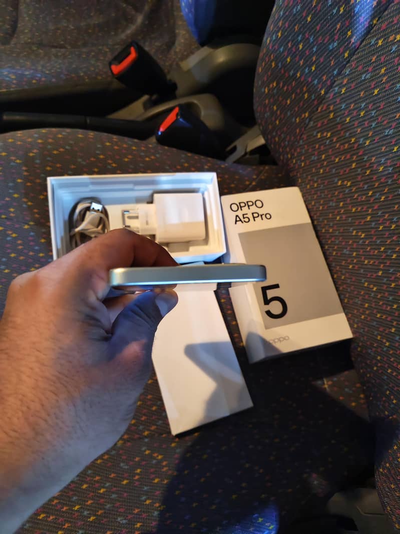 OPPO A5 Pro 4