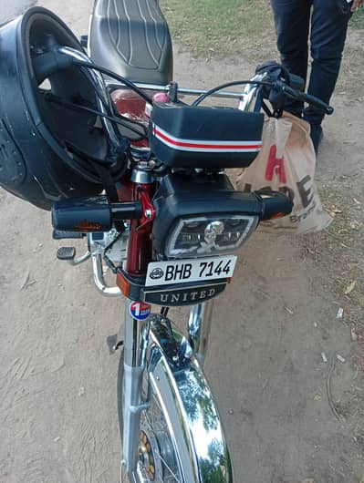 united 70cc bike