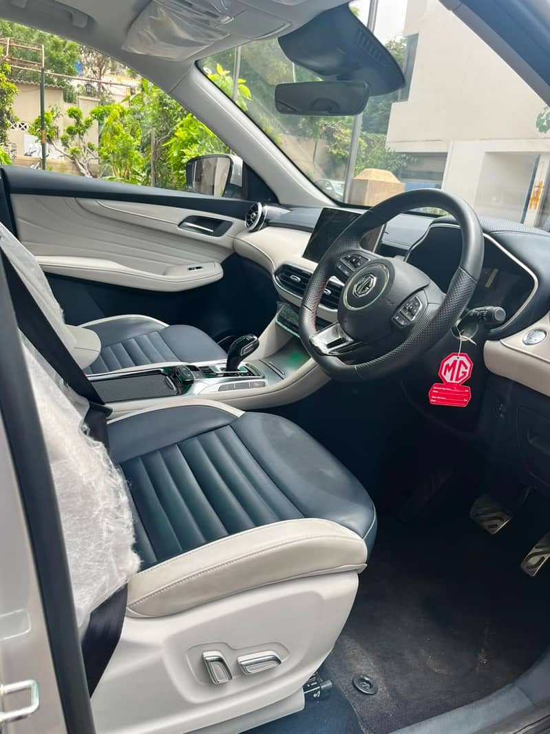 MG HS PHEV 2025 4