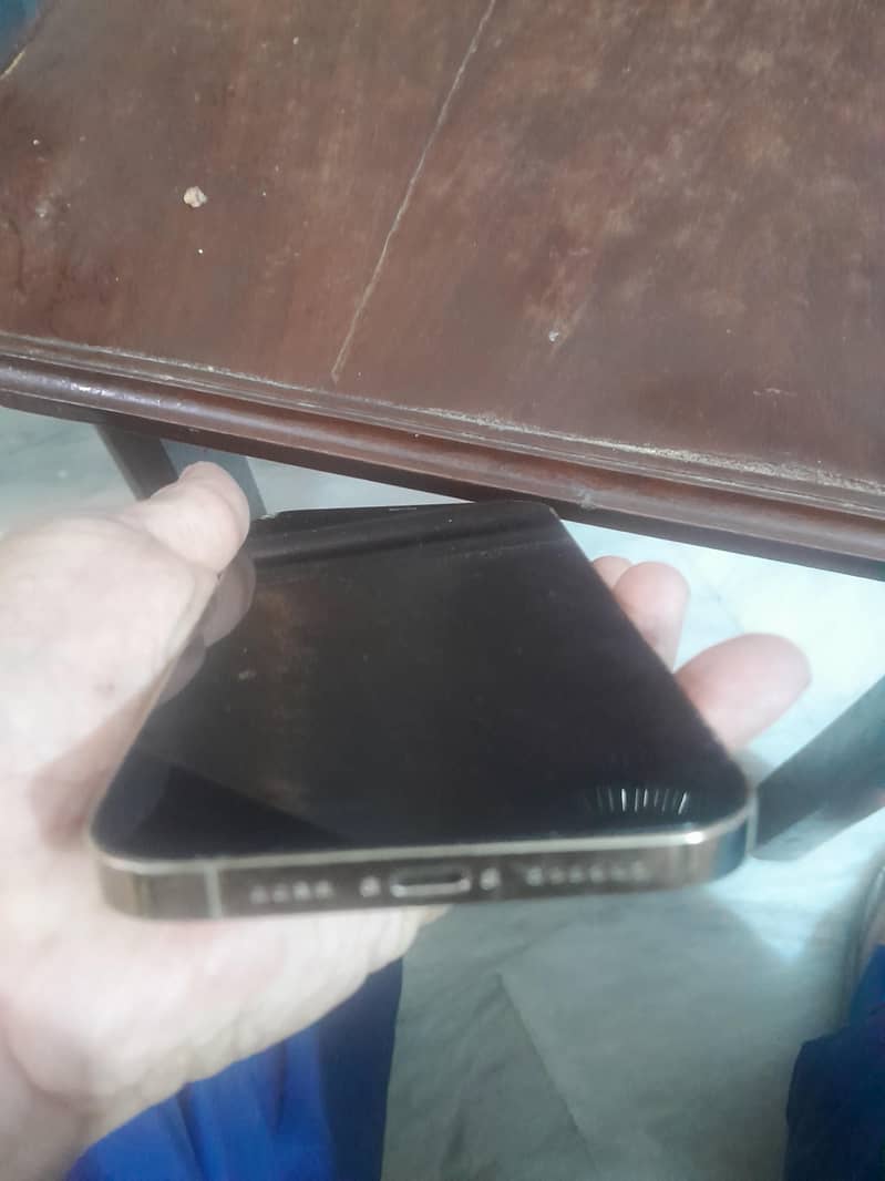 Apple iPhone 12 Pro Max 6