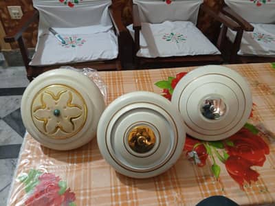 3 Fans 220v used like new urgent sale