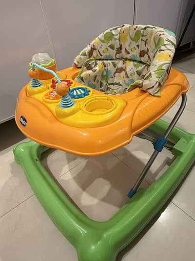 chicco baby walker with box