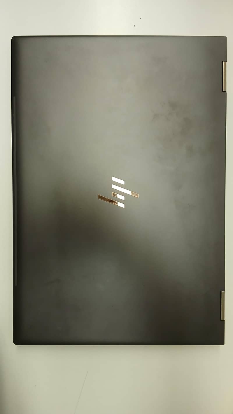 HP Spectre 0