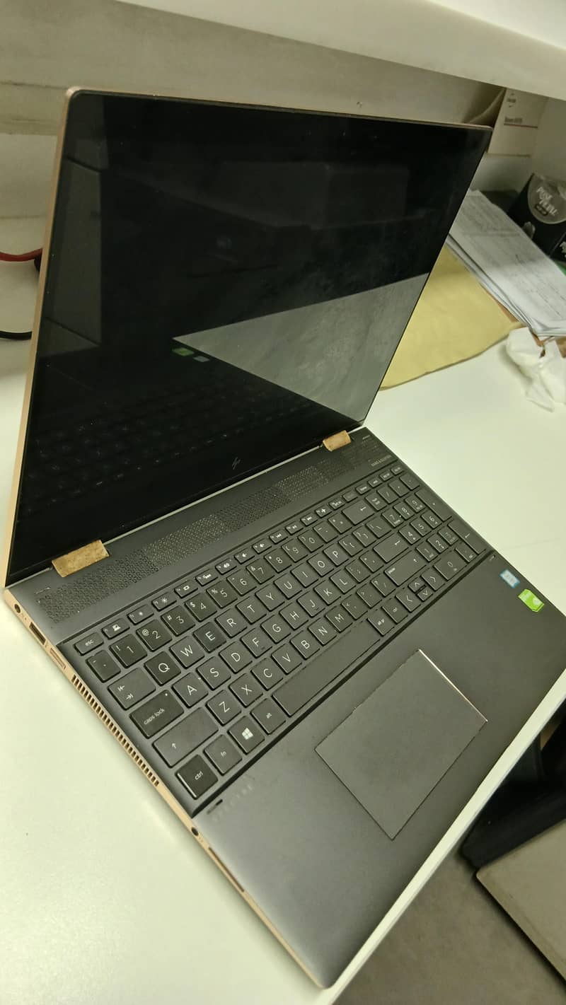 HP Spectre 4